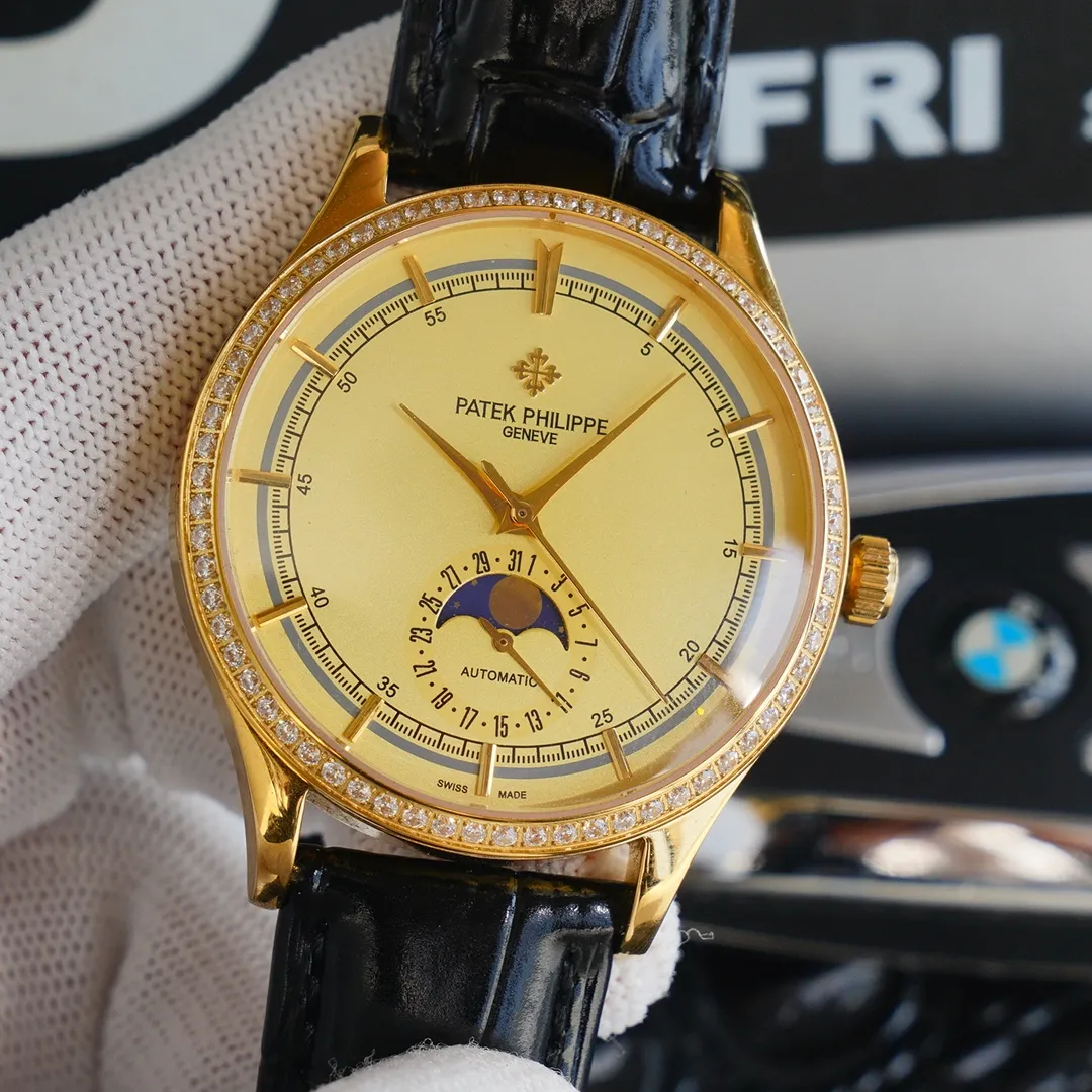 【Top replica】💰4500! Patek Philippe, six-digit real sun, moon, stars and calendar function, movement, date set 2824-2 (zero repair), imported Italian calfskin, original pin buckle, welcome to repost, we will sell it if you repost it!